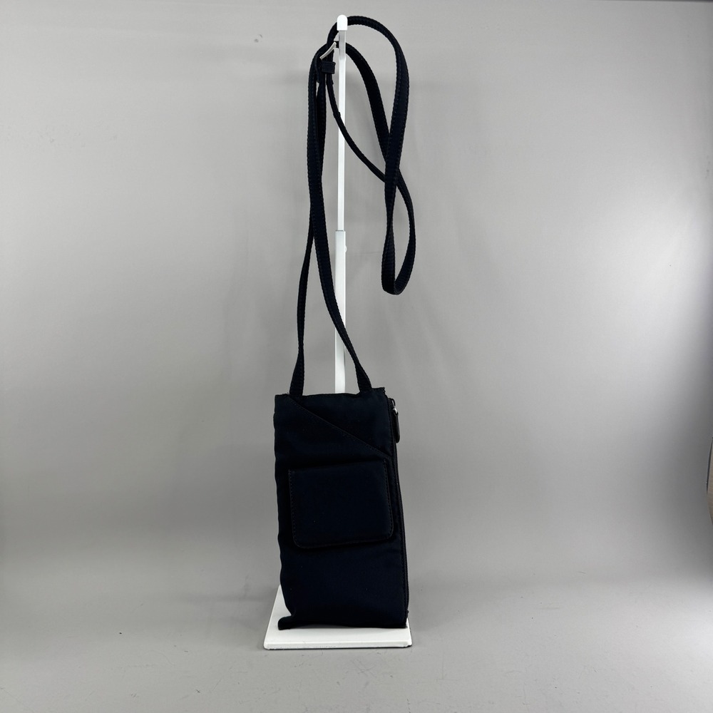 Hobo International Womens Nylon Crossbody Bag Organizer Travel Purse Black